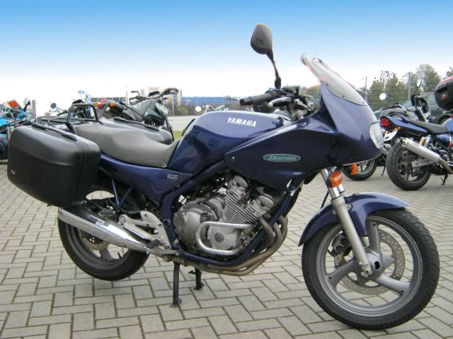 Yamaha XJ 600.jpg